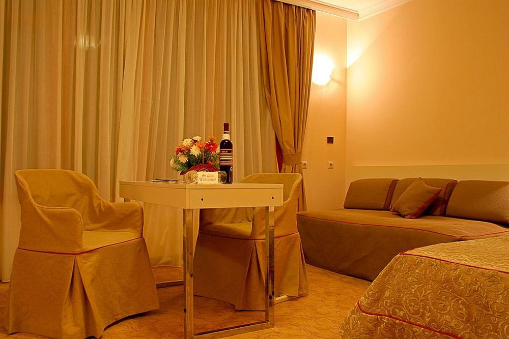 Geneva Hotel Sofia Luaran gambar